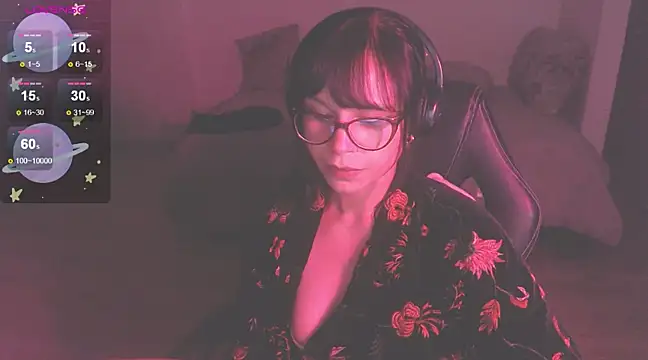 Snapshot of modjo_ chatting on February 21, 2025, 3:12 am modjo  online show from February 21, 2025, 3:12 am