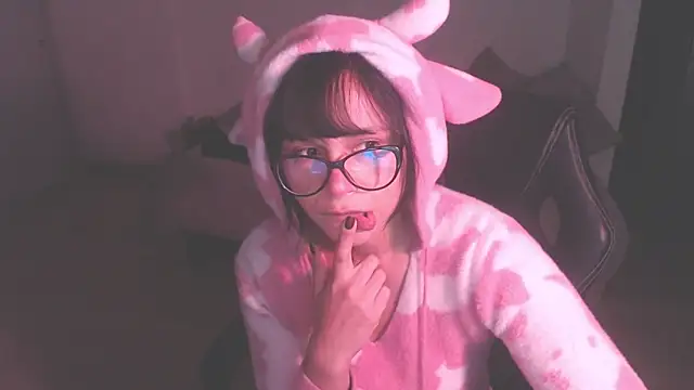 Snapshot of modjo_ chatting on October 7, 2025, 4:53 am modjo  online show from October 7, 2025, 4:53 am