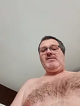 Snapshot of mike9473 chatting on March 13, 2026, 1:29 pm mike9473 online show from March 13, 2026, 1:29 pm