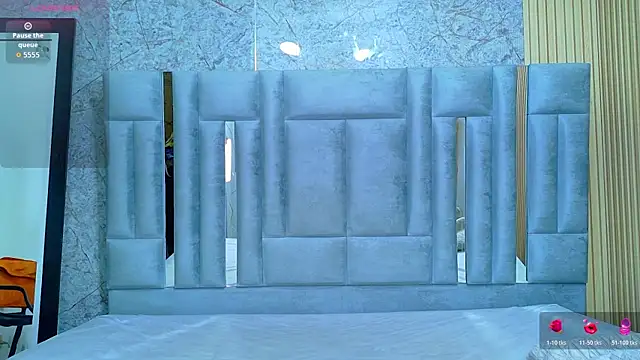 Snapshot of veronicaroose_ chatting on May 22, 2026, 12:55 pm veronicaroose online show from May 22, 2026, 12:55 pm