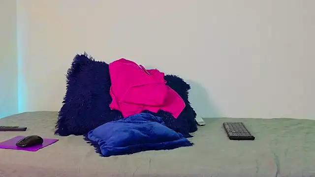 Susaan Miilf online show from March 21, 2026, 2:38 am