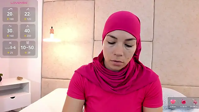 aisha vs online show from March 7, 2026, 12:24 pm