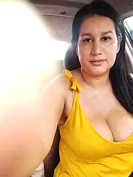 keilymadam online show from December 19, 2024, 7:29 pm