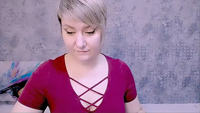 Djullia online show from February 19, 2025, 1:06 pm