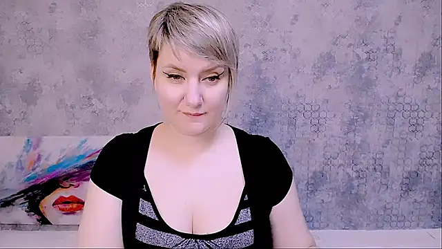 Djullia online show from March 17, 2025, 3:18 pm