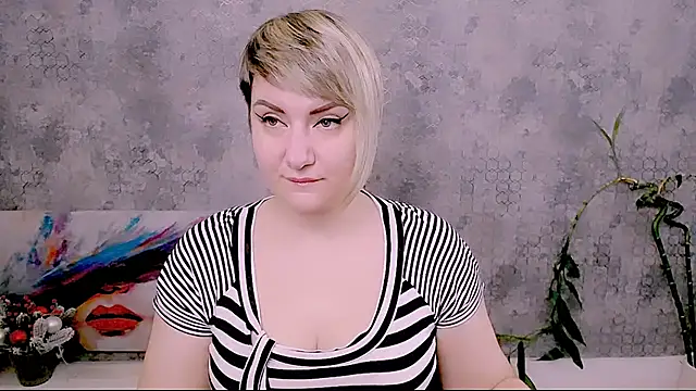 Djullia online show from December 22, 2025, 7:16 am