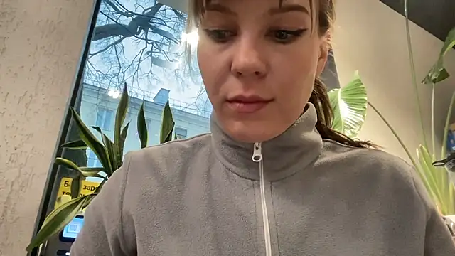 Karrolliza online show from October 22, 2025, 1:11 pm