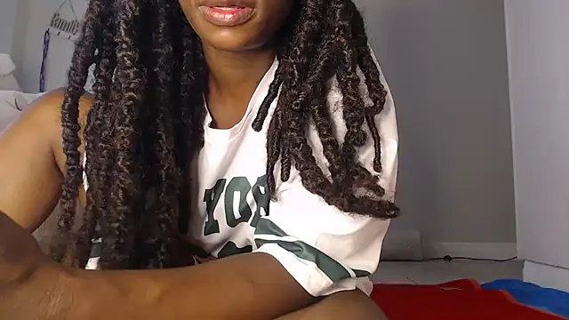 Snapshot of lolaslatary1 chatting on October 28, 2025, 6:50 am lolaslatary1 online show from October 28, 2025, 6:50 am