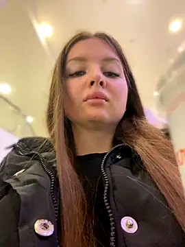 KrisMagnoly online show from November 2, 2025, 5:59 pm