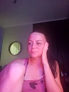 MrsBunnyBum online show from April 9, 2026, 7:30 pm