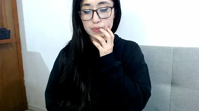 YummymeowW online show from February 23, 2025, 6:17 am