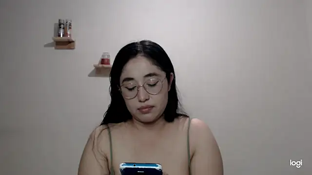 YummymeowW online show from October 26, 2025, 3:45 am