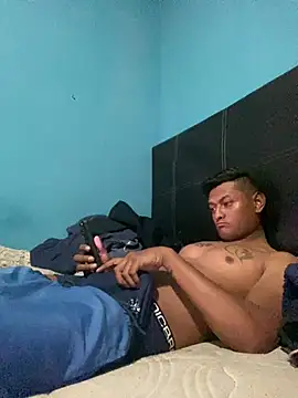 Snapshot of jonaspas02 chatting on February 25, 2026, 7:40 am jonaspas02 online show from February 25, 2026, 7:40 am