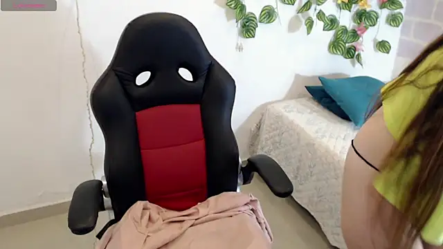 tania sweet   online show from February 7, 2025, 8:53 pm