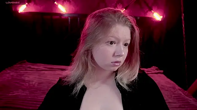 Tinker Belll online show from October 18, 2025, 7:14 pm