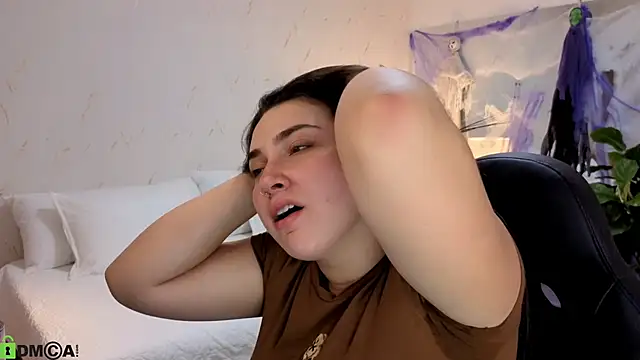 ava blue online show from October 27, 2025, 7:51 pm