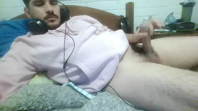 hung weeb online show from March 16, 2026, 3:23 am