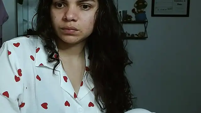 Nikkykora15 online show from October 28, 2025, 1:20 am