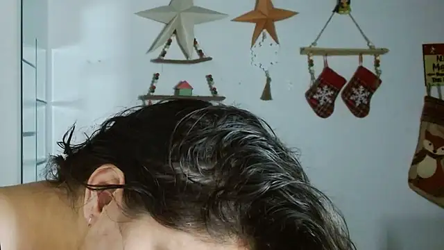 Nikkykora15 online show from December 2, 2025, 12:05 am