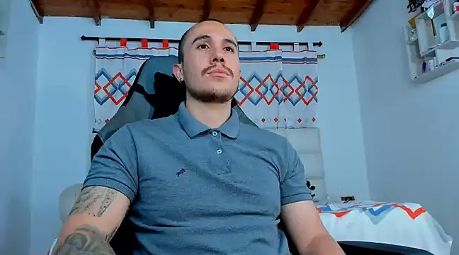 juan  jimenez online show from March 13, 2025, 7:31 am