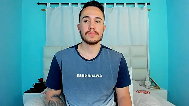 juan  jimenez online show from December 17, 2025, 10:05 pm