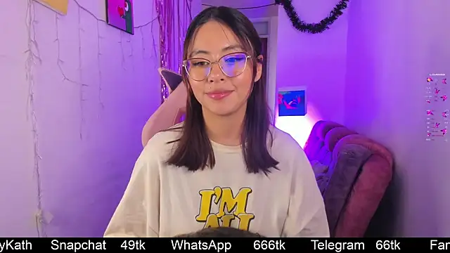 Snapshot of Nasha_abby chatting on December 11, 2024, 9:23 pm Nasha abby online show from December 11, 2024, 9:23 pm