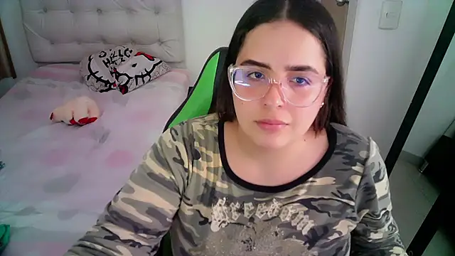 Snapshot of _alicia_z chatting on December 2, 2024, 5:48 pm alicia z online show from December 2, 2024, 5:48 pm