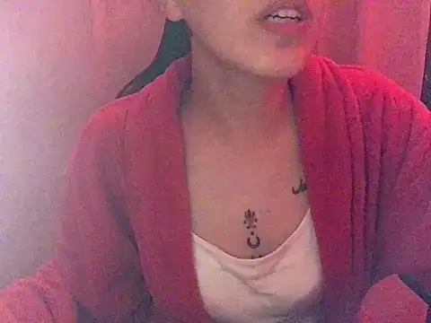 YumieCp online show from March 5, 2025, 9:49 am