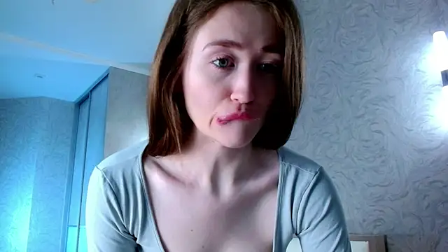 millllina online show from March 9, 2025, 4:00 pm