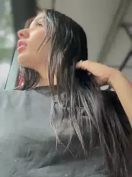   IRIS   online show from March 5, 2025, 4:24 pm