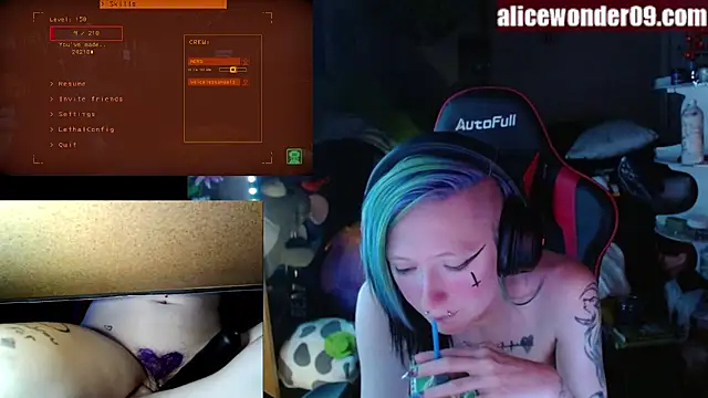 alicewonder09 online show from February 14, 2025, 7:07 am