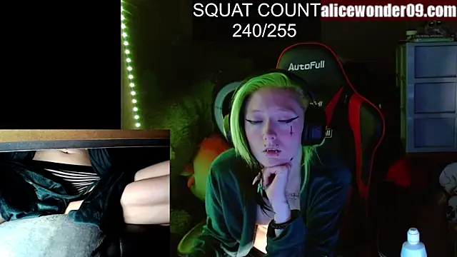 alicewonder09 online show from March 23, 2025, 3:32 am