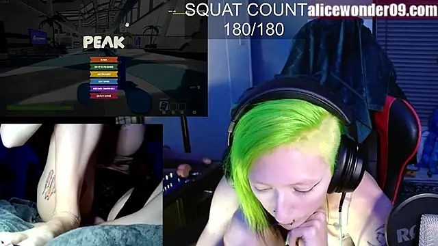 alicewonder09 online show from October 1, 2025, 4:40 am