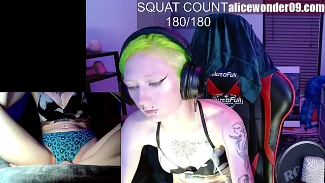 alicewonder09 online show from October 8, 2025, 4:10 am