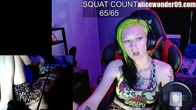 alicewonder09 online show from October 25, 2025, 4:53 am