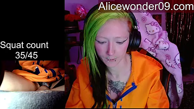 alicewonder09 online show from March 4, 2026, 5:02 am