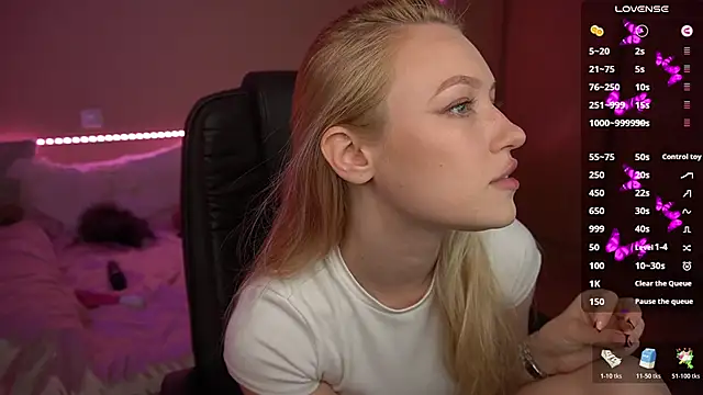 AmandaFiree online show from May 23, 2026, 9:08 pm