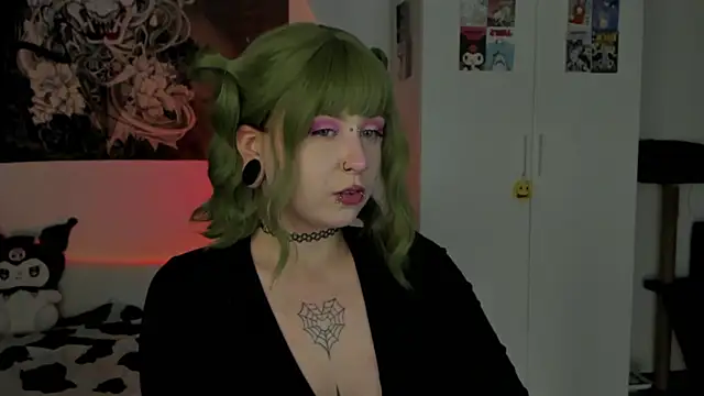 t0riayun0 online show from January 29, 2025, 4:36 am