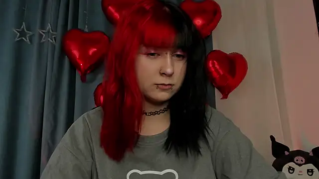 t0riayun0 online show from February 14, 2025, 10:14 pm