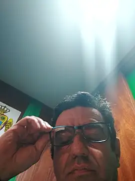 FernandoReuterG online show from January 15, 2026, 1:05 pm