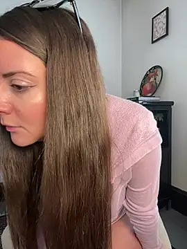 rosexx96 online show from January 8, 2026, 6:43 pm