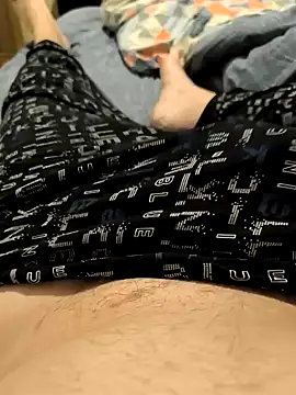 handsometurkish online show from January 10, 2025, 4:51 pm