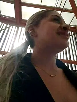 alana 69 online show from January 14, 2026, 8:25 pm