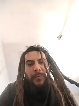 Pziko online show from October 12, 2025, 5:01 pm