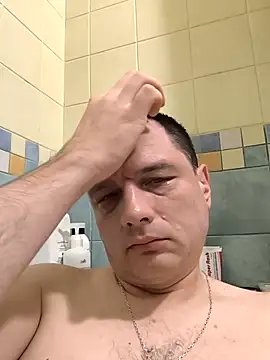 ExclusivePrivate online show from October 17, 2025, 5:10 am