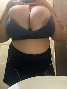 ketypeituda online show from February 8, 2026, 5:38 pm