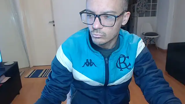 Snapshot of guachin_hunk chatting on May 28, 2026, 11:13 pm guachin hunk online show from May 28, 2026, 11:13 pm