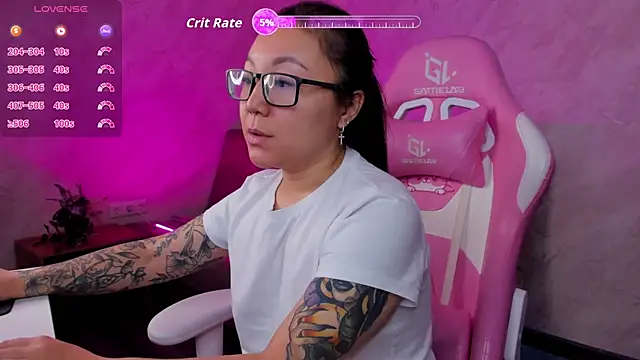 gentle muse online show from November 14, 2025, 1:04 am