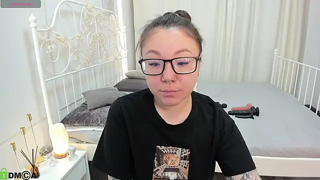 gentle muse online show from April 16, 2026, 11:07 pm