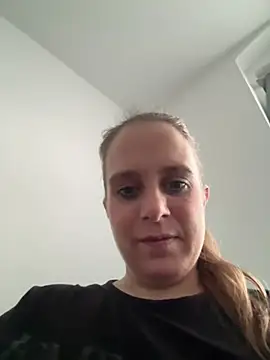 LadyChantale online show from June 10, 2026, 5:28 am